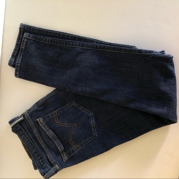 Levy’s skinny jeans - Picture 3 of 5